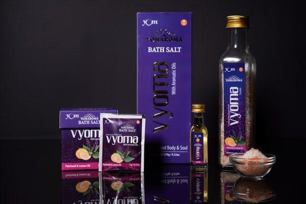 YOM YOMAROMA Vyoma Bath Salt With Aromatic Oil - 270 Gms