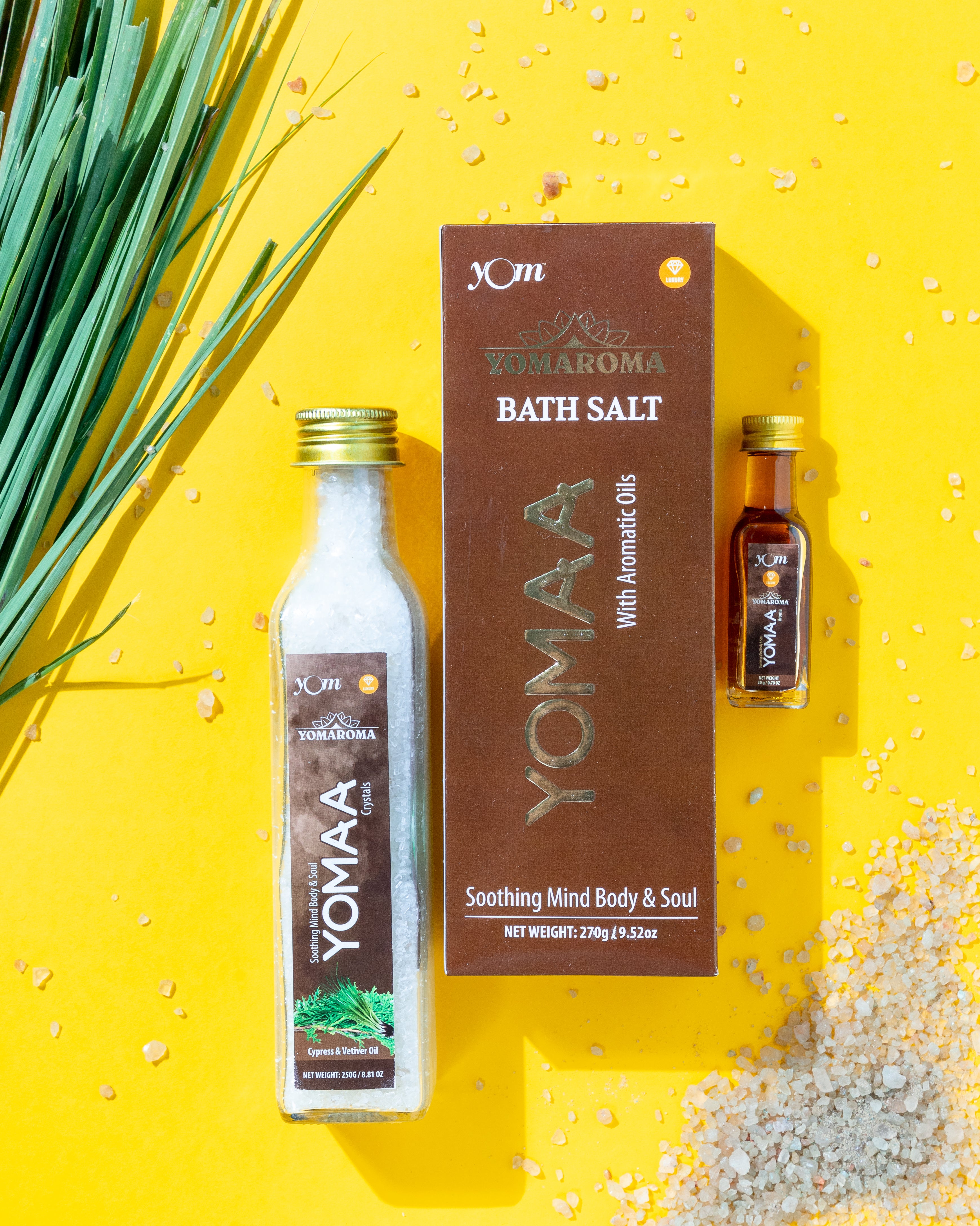 YOM YOMAROMA Yomaa Bath Salt With Aromatic Oil - 270 Gms